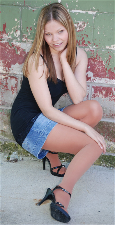 Nicole Hot Model Image.