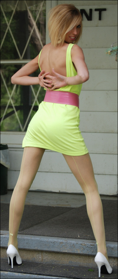 Cali Hot Model Image.