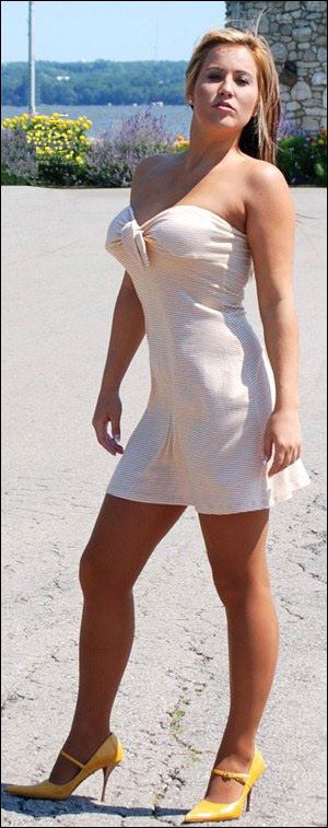 Sherah Hot Model Image.